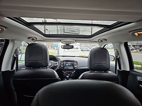 Used 2019 Jeep Compass Limited w/ Safety & Security Group image 23