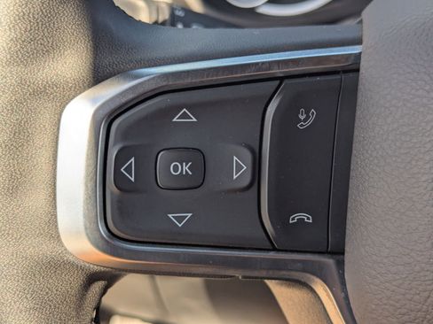 Used 2025 RAM 3500 Big Horn image 27