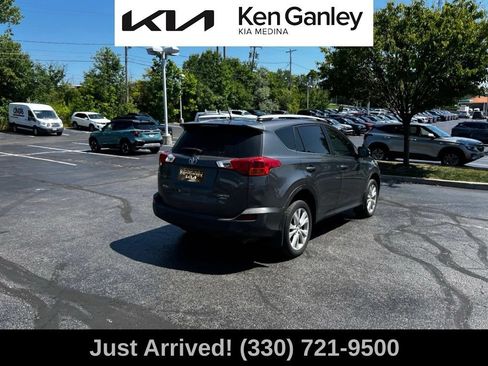 Used 2013 Toyota RAV4 Limited AWD/4WD image 5