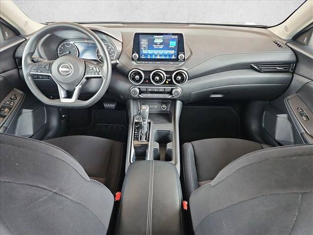 Used 2025 Nissan Sentra SV FWD image 17