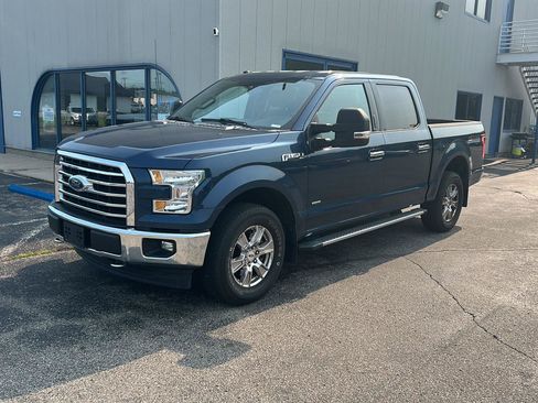 Used 2017 Ford F150 XLT w/ Equipment Group 302A Luxury AWD/4WD image 21