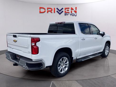 New 2026 Chevrolet Silverado 1500 LTZ w/ LTZ Premium Package AWD/4WD image 7