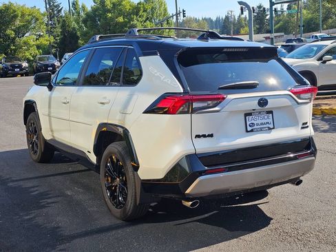 Used 2023 Toyota RAV4 XSE AWD/4WD image 5