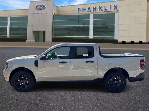 New 2025 Ford Maverick XLT w/ XLT Luxury Package image 4