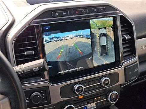 Used 2022 Ford F350 Platinum w/ FX4 Off-Road Package image 10