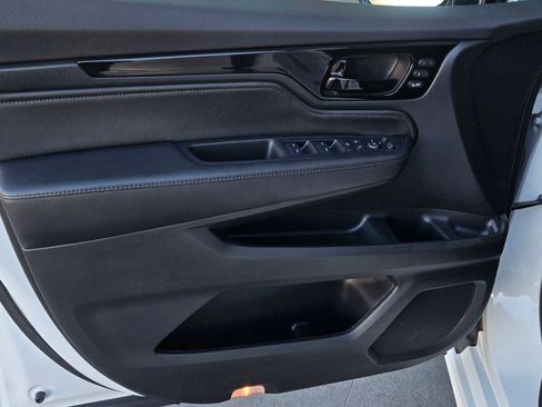 Used 2022 Honda Odyssey Elite image 8