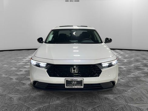 Used 2025 Honda Accord SE image 2