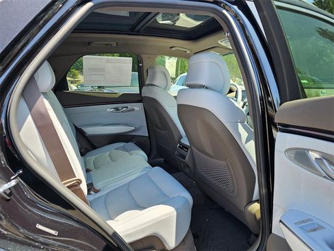 New 2026 Genesis GV70 2.5T Advanced image 12