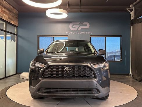 Used 2023 Toyota Corolla Cross L AWD/4WD image 8