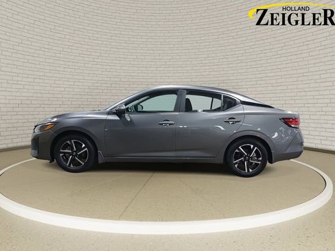 Certified 2025 Nissan Sentra SV image 8