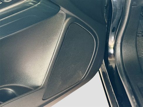 Used 2021 Chevrolet Colorado Z71 image 18