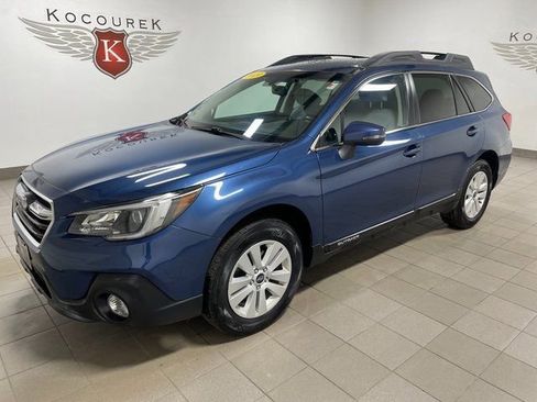Used 2019 Subaru Outback 2.5i Premium image 3