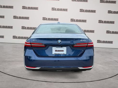 Used 2026 BMW 540i xDrive AWD/4WD image 4