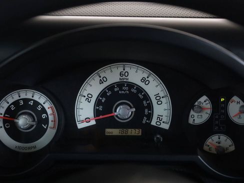 Used 2007 Toyota FJ Cruiser 4WD image 36