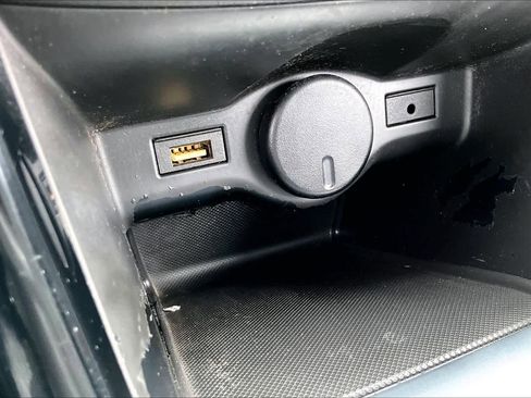 Used 2016 Buick Cascada Premium image 33