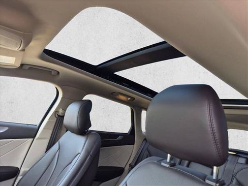 Used 2019 Lincoln MKC Reserve AWD/4WD image 15