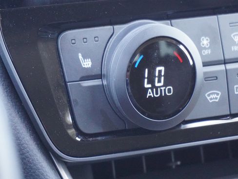 Used 2025 Toyota Grand Highlander FWD image 27