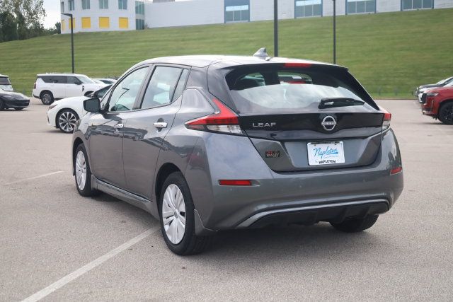 Used 2025 Nissan Leaf S FWD image 5