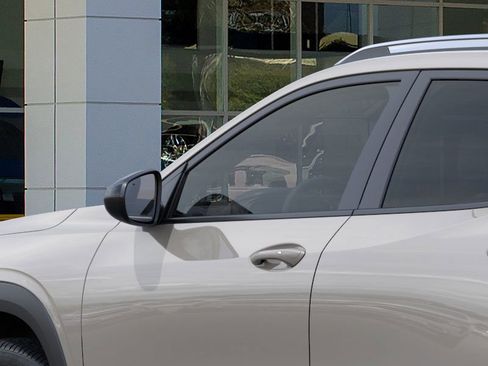 New 2026 Chevrolet Trax ACTIV w/ Driver Confidence Package image 13