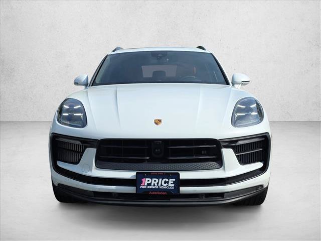 Used 2024 Porsche Macan S AWD/4WD image 2