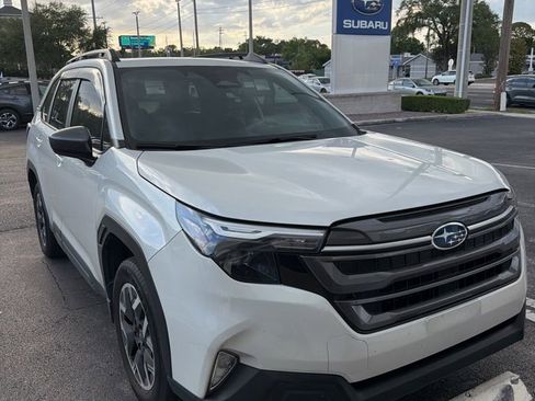 Certified 2025 Subaru Forester Premium AWD/4WD image 2