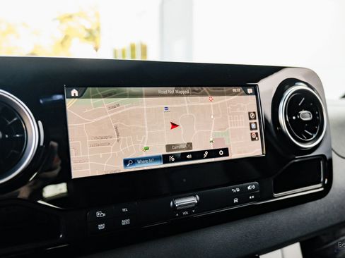 Used 2022 Mercedes-Benz Sprinter 3500 image 60