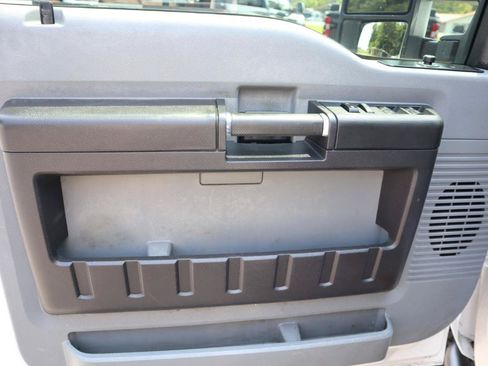 Used 2015 Ford F350 XL w/ Power Equipment Group AWD/4WD image 11
