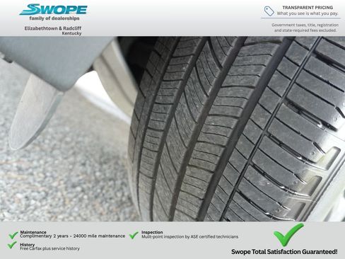 Used 2025 Ford Explorer Active w/ Active Comfort Package AWD/4WD image 23