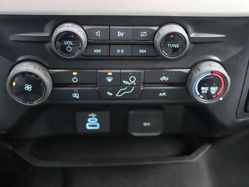 Used 2024 Ford F250 XLT image 28