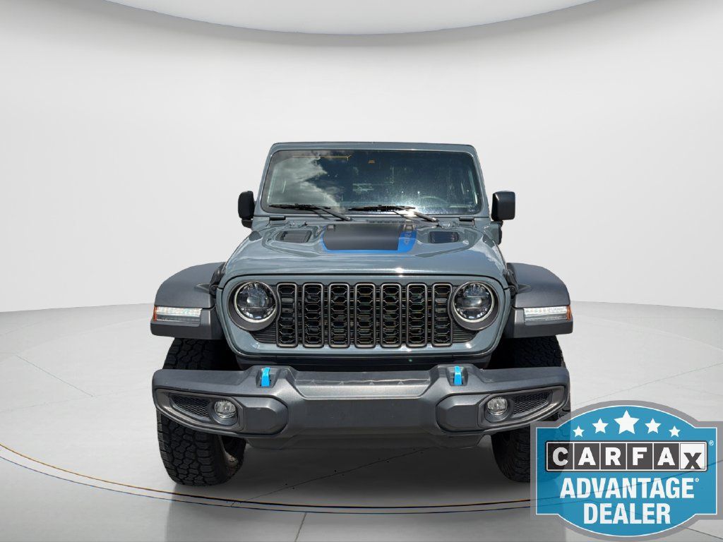Used 2024 Jeep Wrangler Unlimited Rubicon 4xe AWD/4WD image 2
