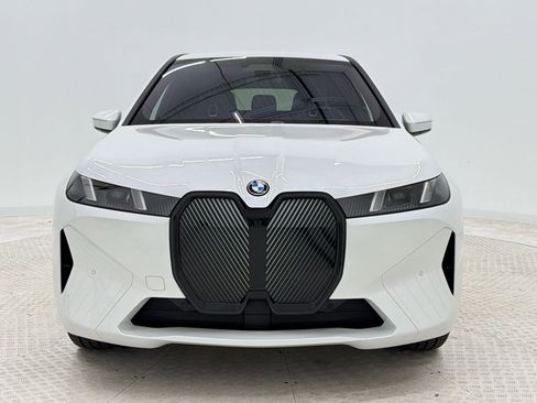 New 2026 BMW iX xDrive45 AWD/4WD image 6