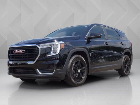 Used 2024 GMC Terrain SLE FWD image 1