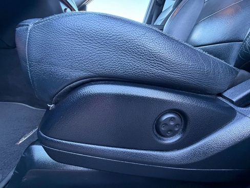 Used 2017 Mercedes-Benz GLS 450 4MATIC image 26