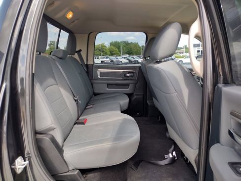 Used 2016 RAM 1500 Classic SLT image 7