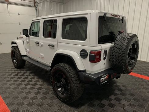 Used 2019 Jeep Wrangler Unlimited Sahara w/ Dual Top Group image 6