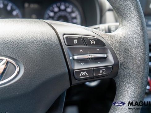 Used 2023 Hyundai Kona SEL AWD/4WD image 23