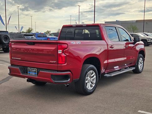 Used 2025 Chevrolet Silverado 1500 RST w/ Convenience Package II AWD/4WD image 5