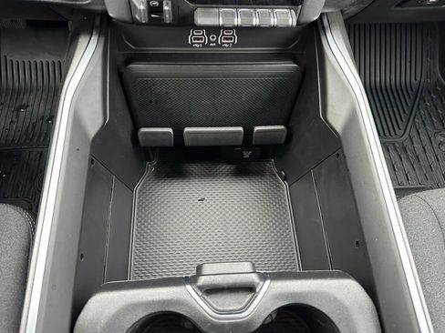 Used 2025 RAM 1500 Big Horn image 28