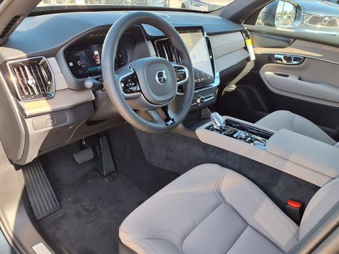 New 2026 Volvo XC90 B6 Plus w/ Protection Package Premier image 12