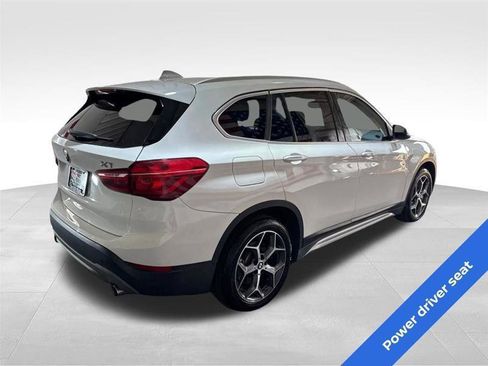 Used 2018 BMW X1 xDrive28i AWD/4WD image 5