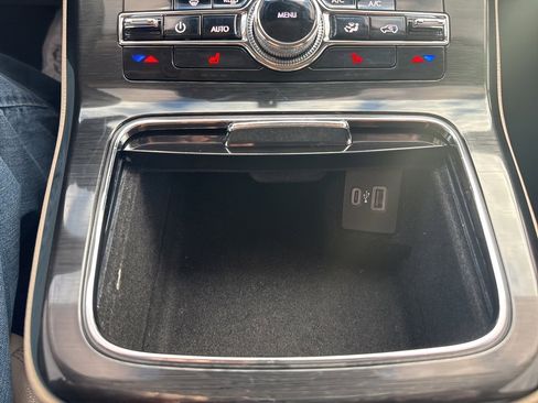 Certified 2023 Lincoln Nautilus AWD image 34