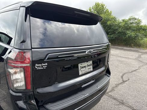 Certified 2023 Chevrolet Tahoe Z71 w/ Luxury Package AWD/4WD image 33