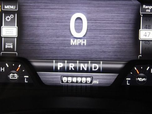 Used 2024 RAM 1500 Laramie AWD/4WD image 5