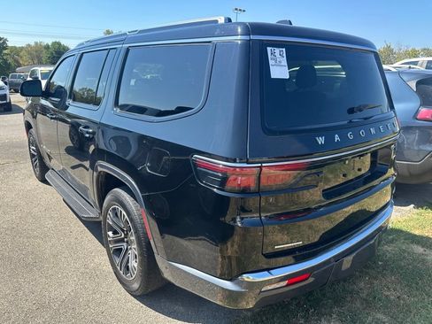 Used 2022 Jeep Wagoneer Series III w/ Convenience Group I AWD/4WD image 4