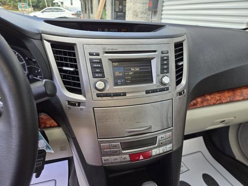 Used 2012 Subaru Legacy 2.5i Limited image 13