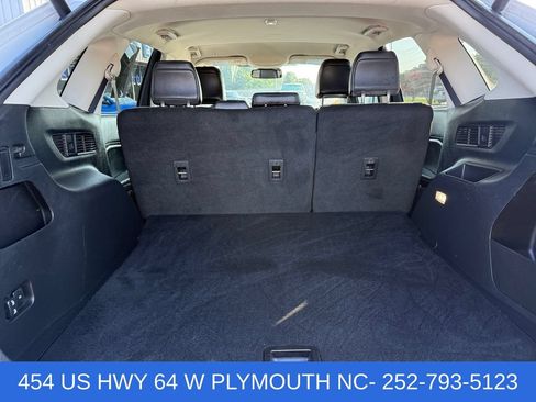 Certified 2024 Ford Edge SEL w/ Convenience Package AWD/4WD image 18