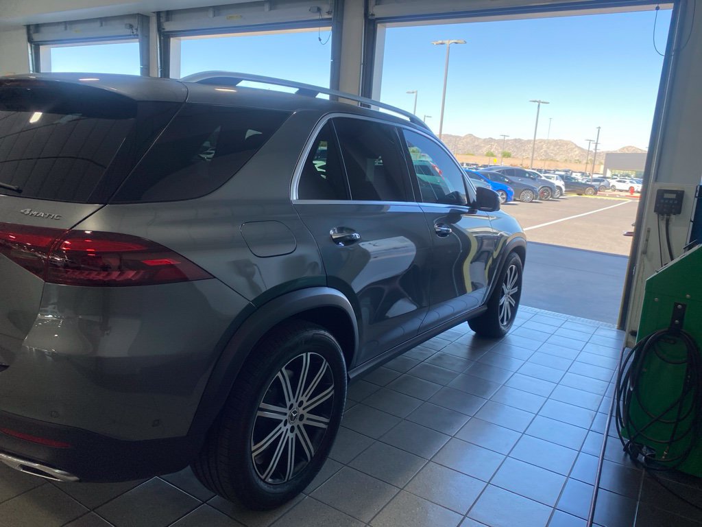 Used 2025 Mercedes-Benz GLE 450e 4MATIC image 6