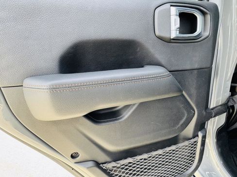 Used 2021 Jeep Wrangler Unlimited Rubicon w/ Trailer Tow Package image 25