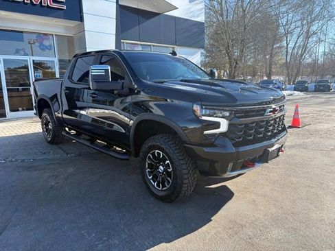 Used 2024 Chevrolet Silverado 1500 ZR2 w/ Technology Package image 10