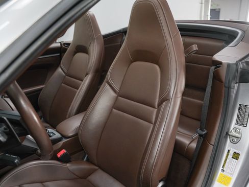 Used 2020 Porsche 911 Carrera S image 39